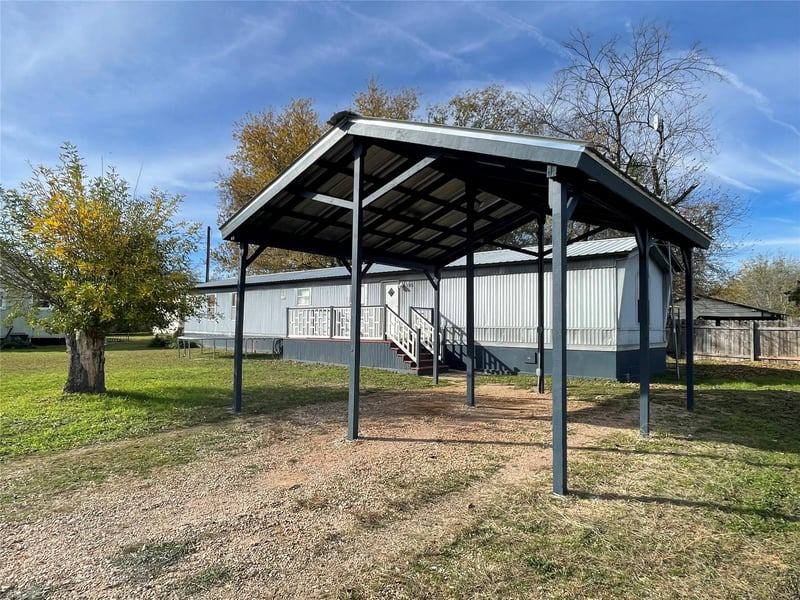 113 Elizabeth DR, Spicewood, TX 78669