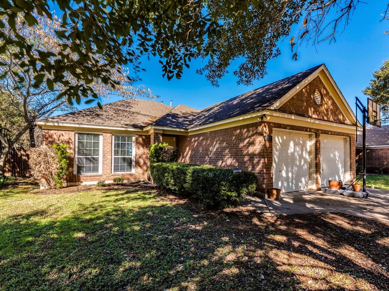 172 Winter ST, Kyle, TX 78640