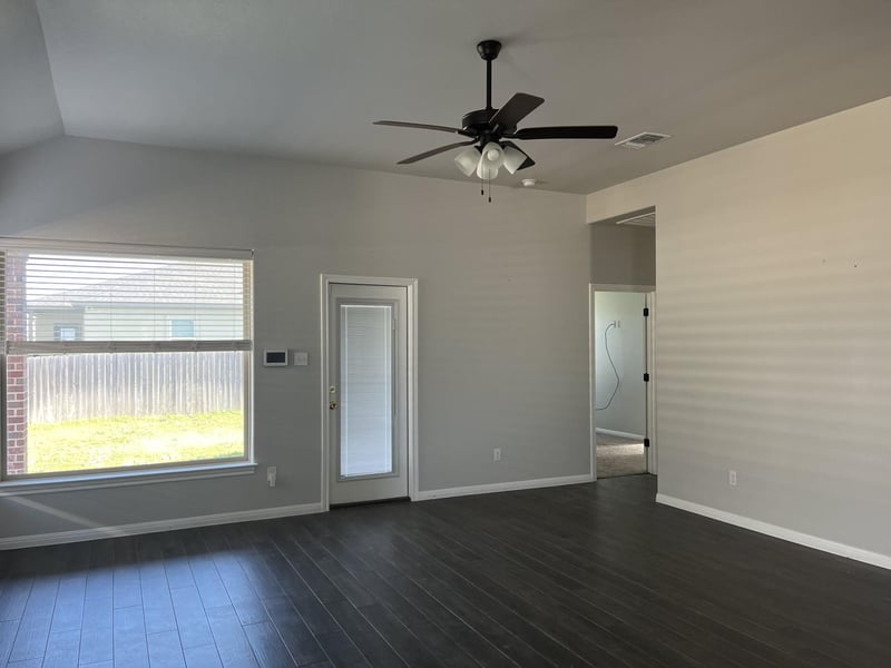 153 Citation DR, Jarrell, TX 76537