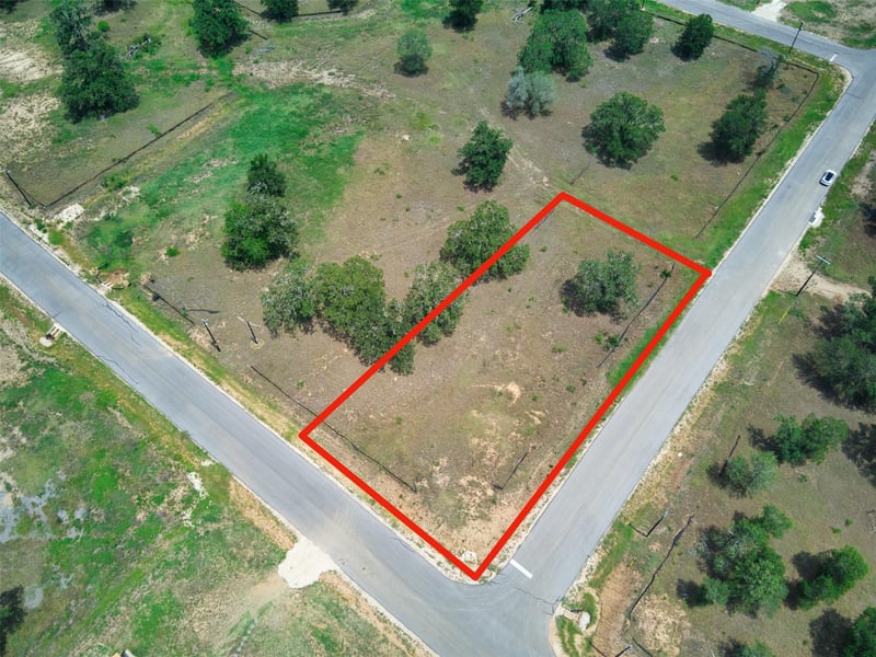 1067 Ferguson Loop, Dale, TX 78616
