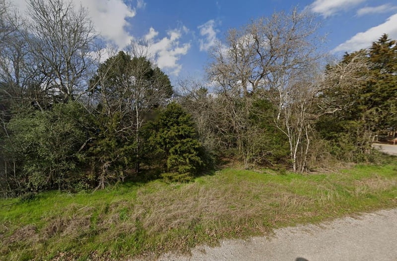 Road Runner Ln, Bastrop, TX 78602
