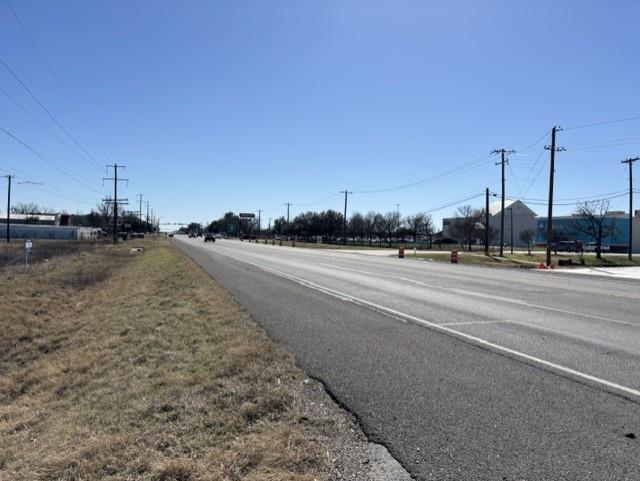 4030 N Main ST, Taylor, TX 76574