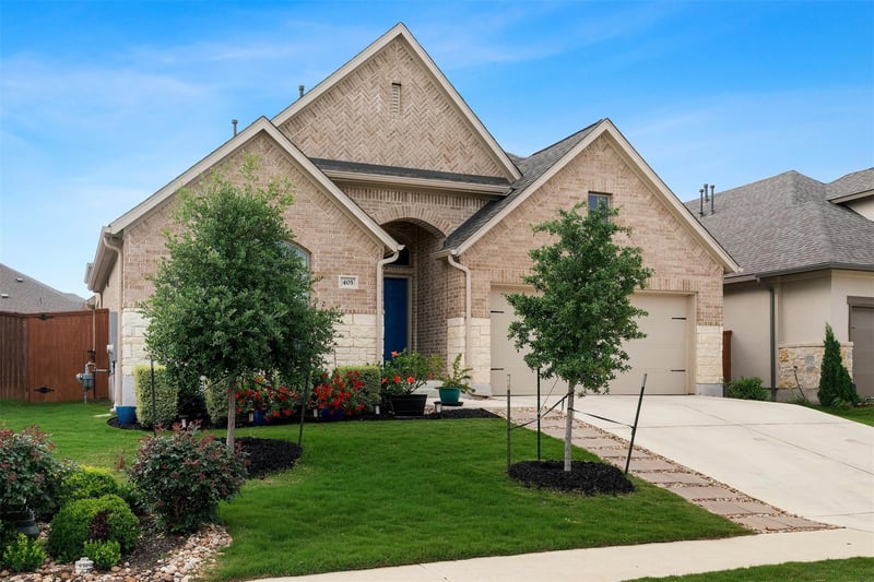 405 Glen Arbor DR, Liberty Hill, TX 78642
