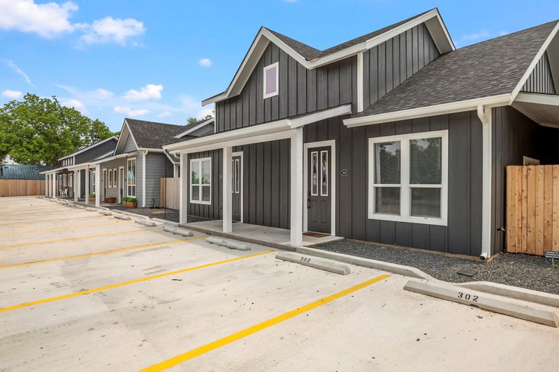1003 Friendship LN #301, Fredericksburg, TX 78624