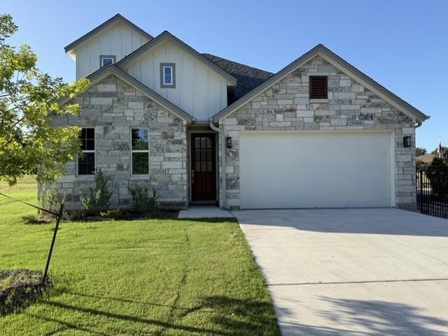 107 Preston TRL, Meadowlakes, TX 78654