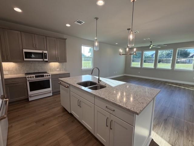 107 Preston TRL, Meadowlakes, TX 78654
