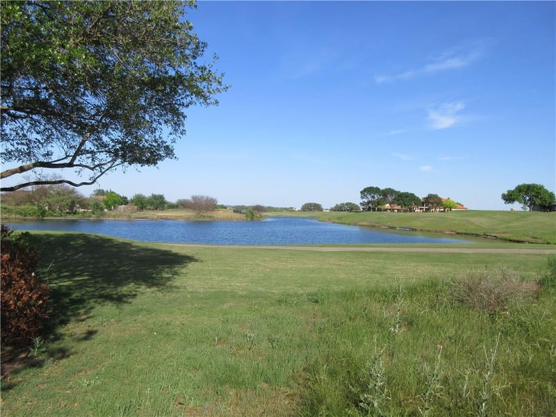 1905 Lauren DR, Spicewood, TX 78669