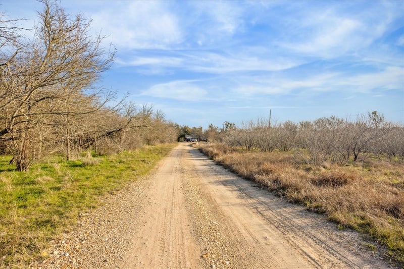 4975 Highway 71 Hw, Del Valle, TX 78617
