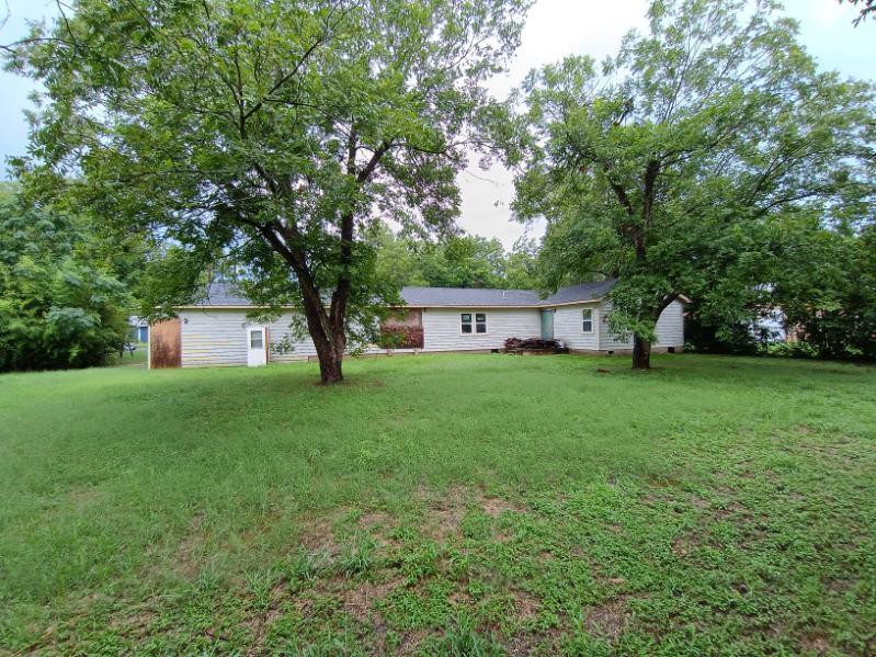 112 Ila ST, Elgin, TX 78621