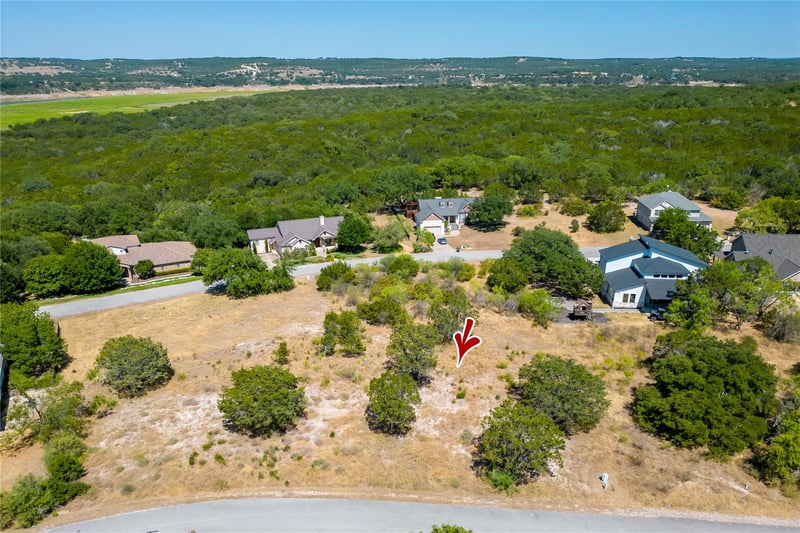 800 Wesley Ridge DR, Spicewood, TX 78669