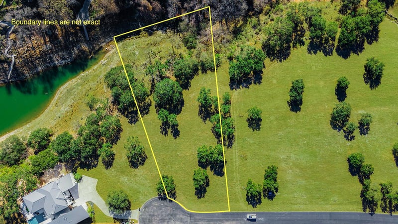 3509 Kahala Sunset DR, Spicewood, TX 78669