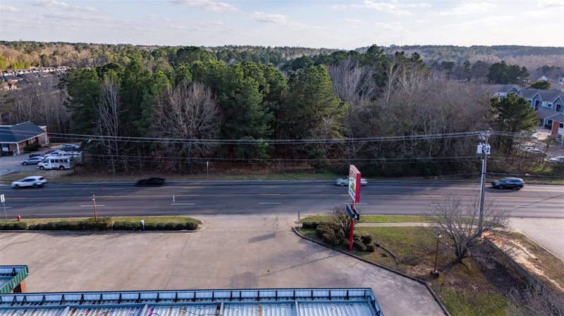 2043 Shiloh RD, Tyler, TX 75703