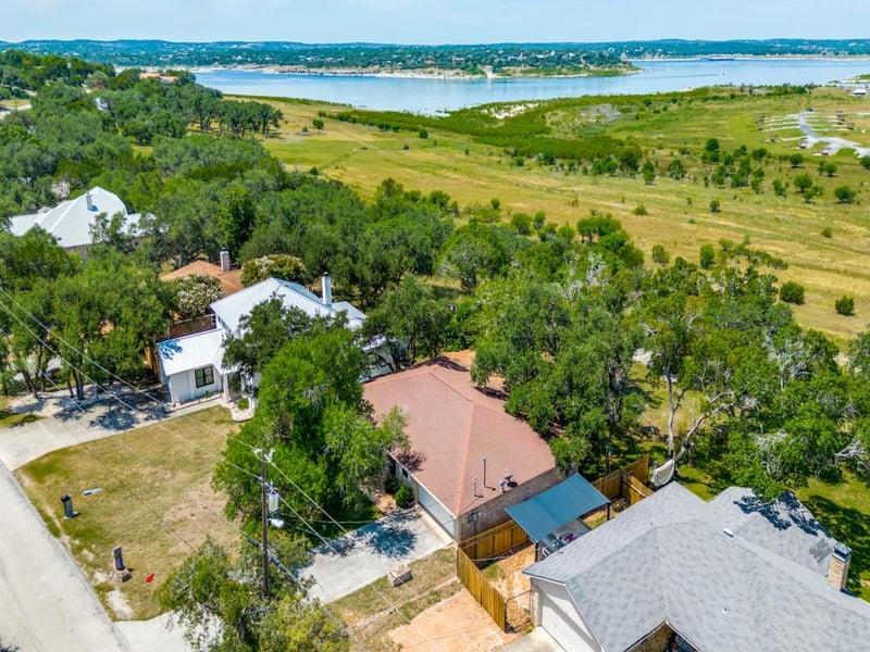 620 Lake Island DR, Canyon Lake, TX 78133