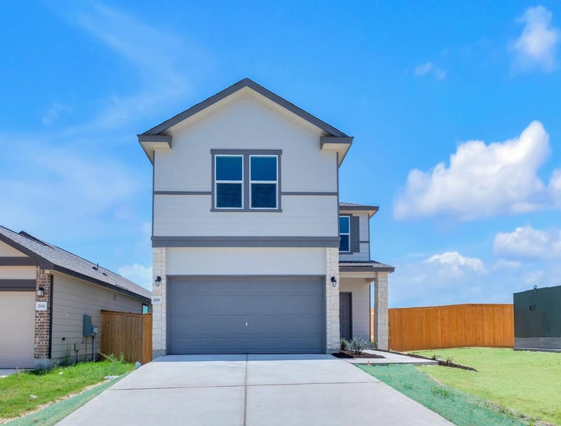 200 Lucky Texan RD, Jarrell, TX 76537
