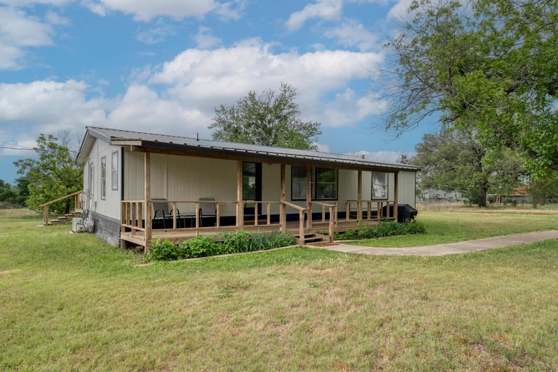 209 Fallwell ST, Liberty Hill, TX 78642