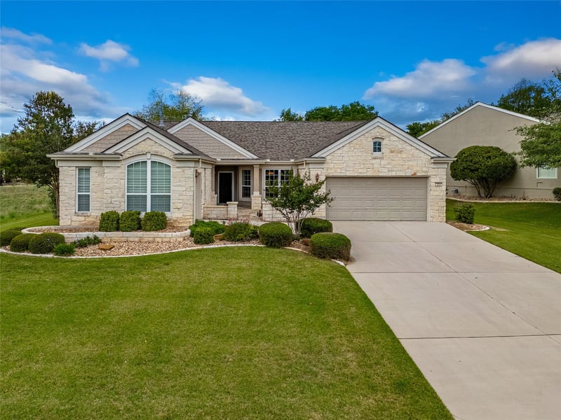 214 Summit ST, Georgetown, TX 78633