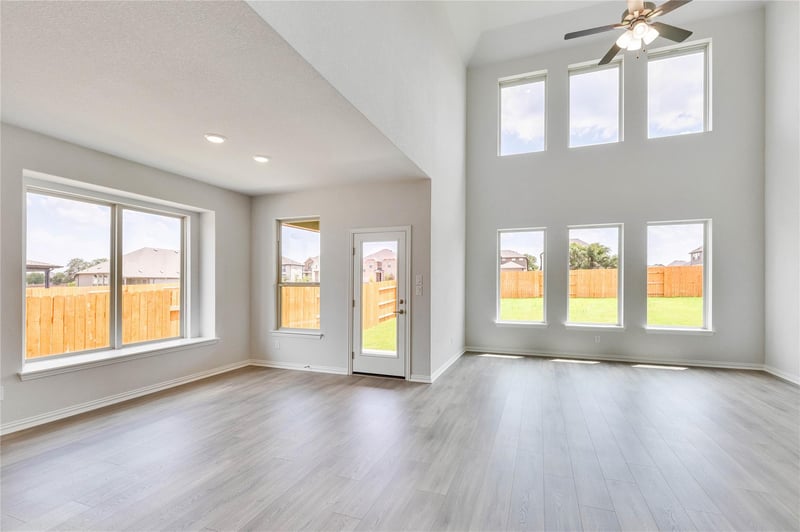 623 Breeze Hollow LN, Georgetown, TX 78628
