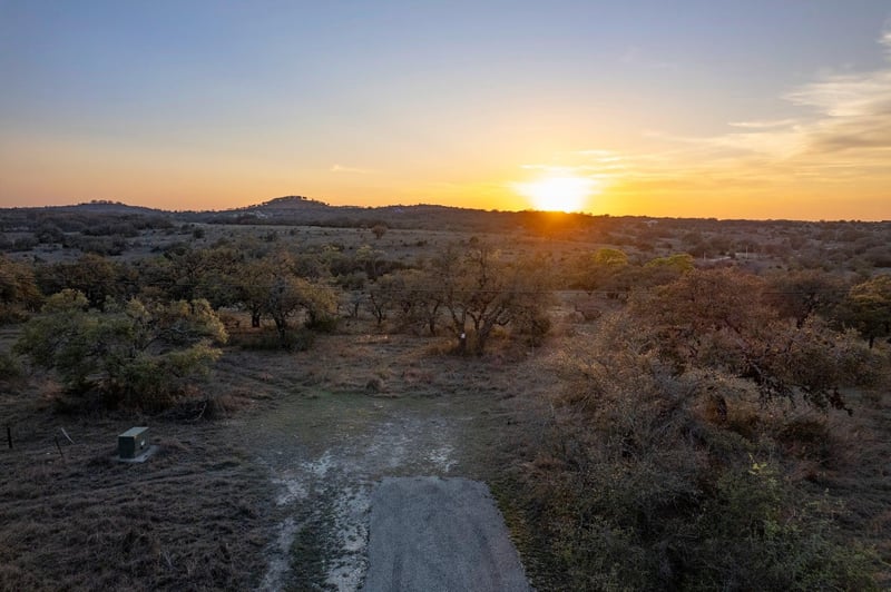 343 Cattle Creek DR, Johnson City, TX 78636