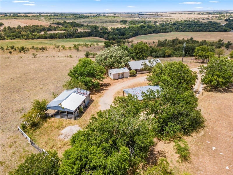 1150 Cr 427, Thrall, TX 76578