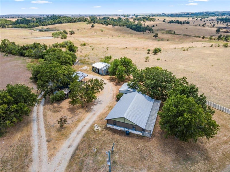 1150 Cr 427, Thrall, TX 76578
