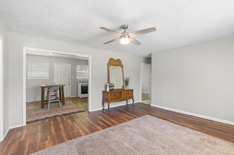 203 Anderson Ave, Round Rock, TX 78664