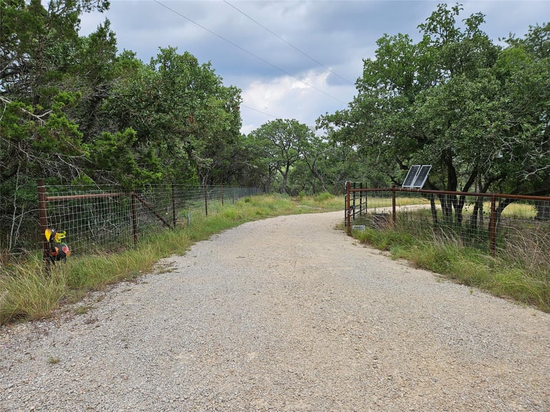 4400 Hilliard RD, San Marcos, TX 78666