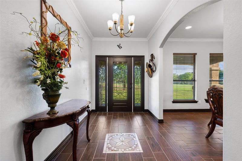 108 Whispering Pines DR, Bastrop, TX 78602