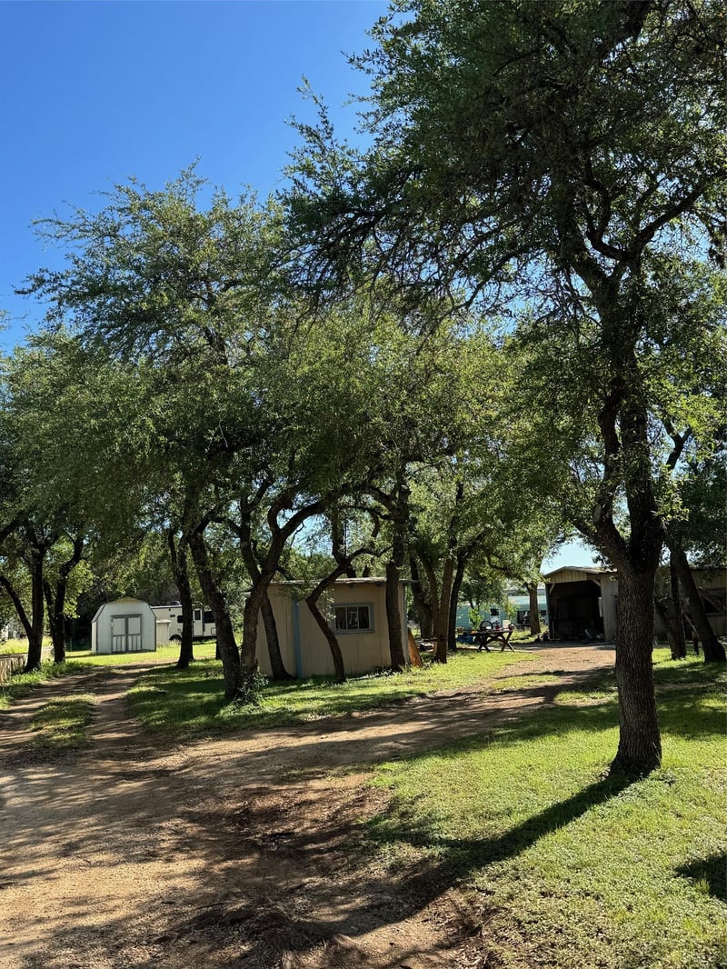 16804 Fitzhugh RD, Dripping Springs, TX 78620