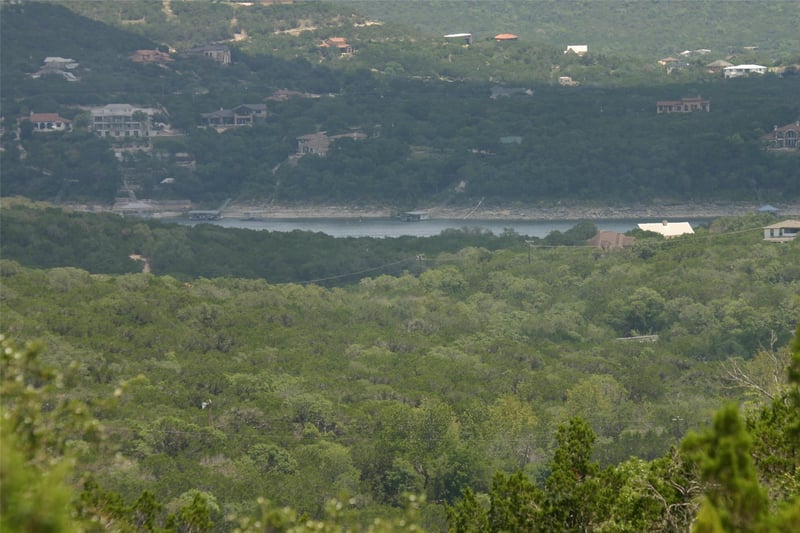 8403 Rock Cliff DR, Jonestown, TX 78645
