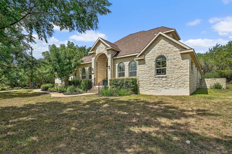 501 Flamingo BLVD, Lakeway, TX 78734