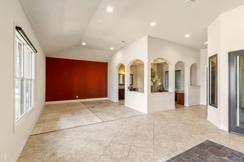 105 Applewood DR, Cedar Creek, TX 78612