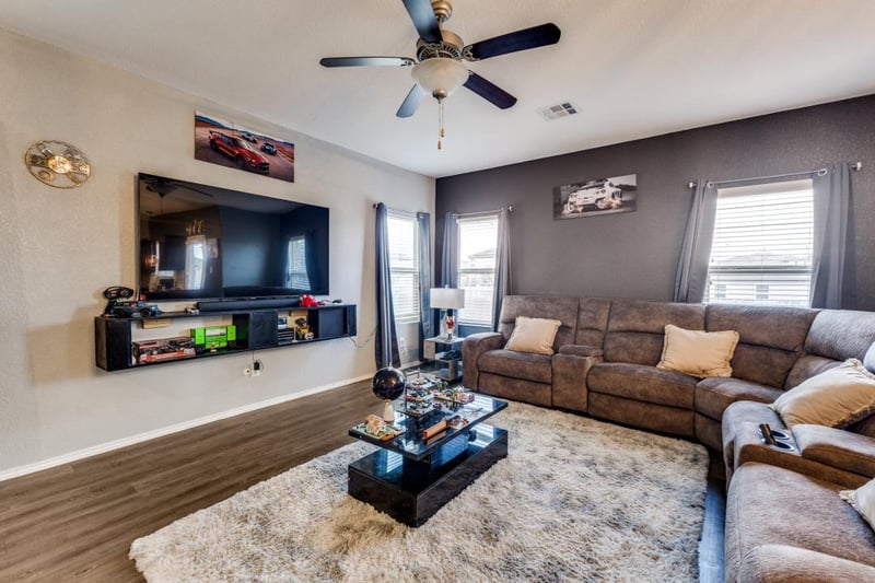 444 Major Lee LN #14H, Jarrell, TX 76537