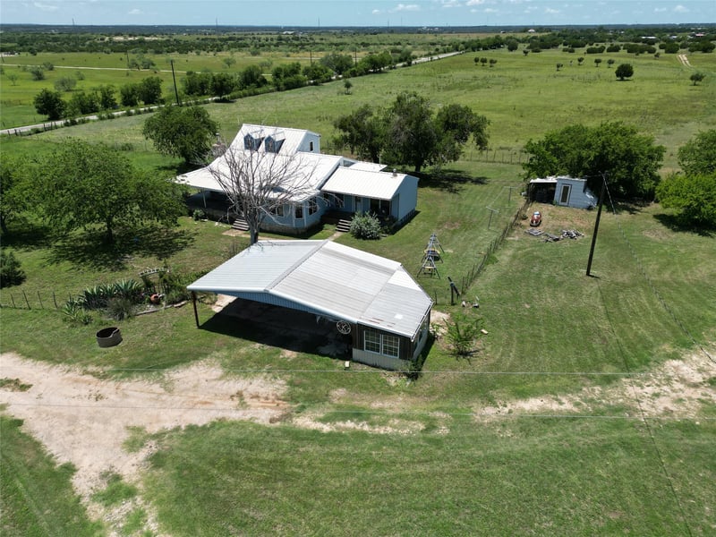 1720 County Road 276, Bertram, TX 78605