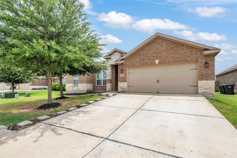 1181 Violet LN, Kyle, TX 78640