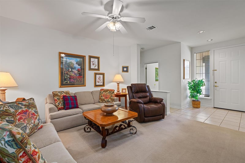 121 Larkspur LN, Georgetown, TX 78633