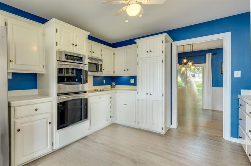 214 Island Lodges DR, Buchanan Dam, TX 78609
