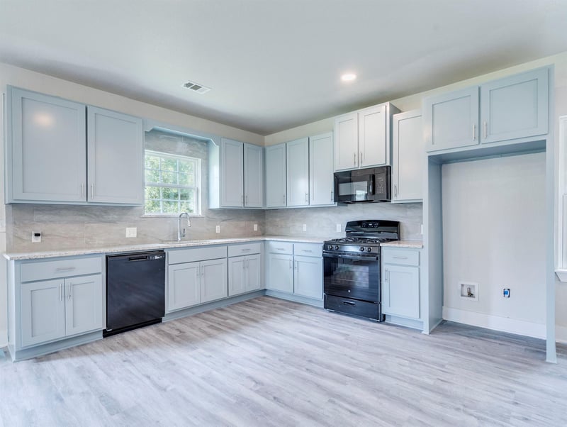 411 Avenue B, Elgin, TX 78621