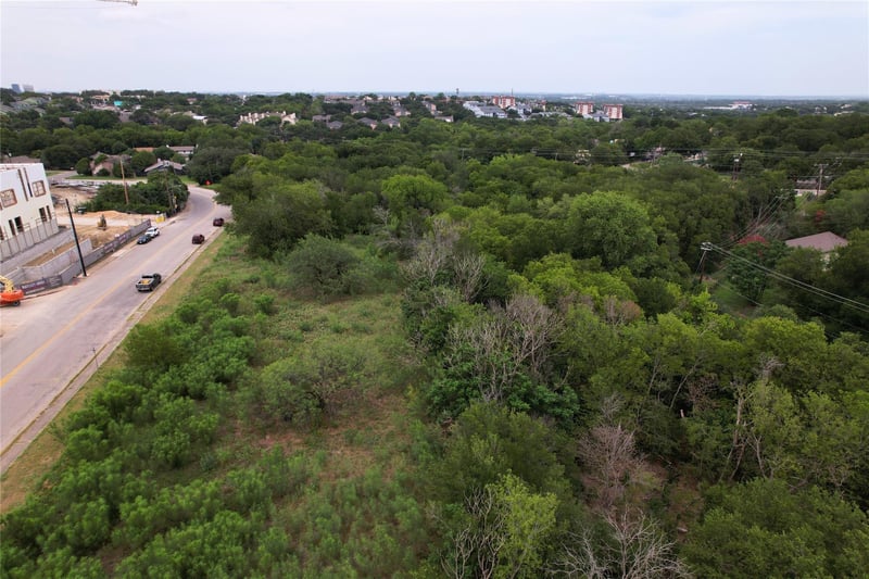 2819 Metcalfe RD, Austin, TX 78741