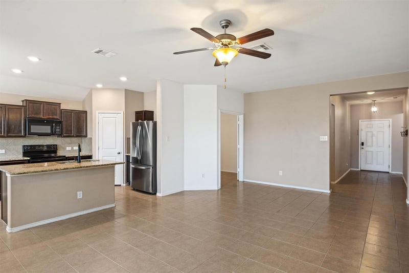 444 Druse LN, Jarrell, TX 76537