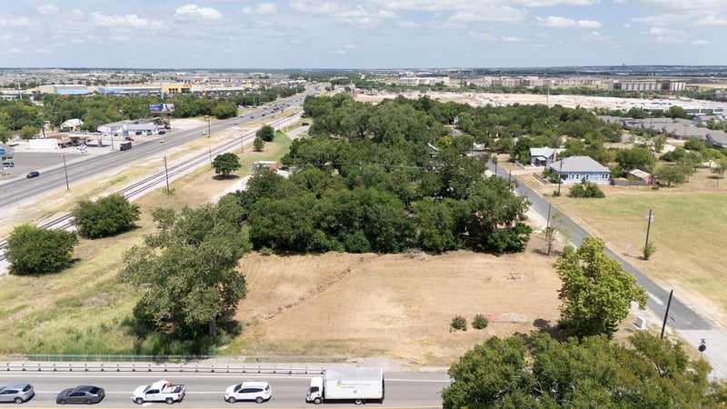 101 South ST, Leander, TX 78641