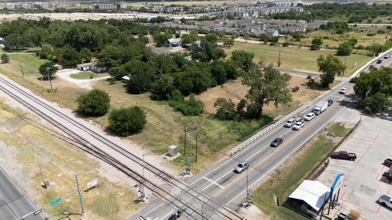 101 South ST, Leander, TX 78641