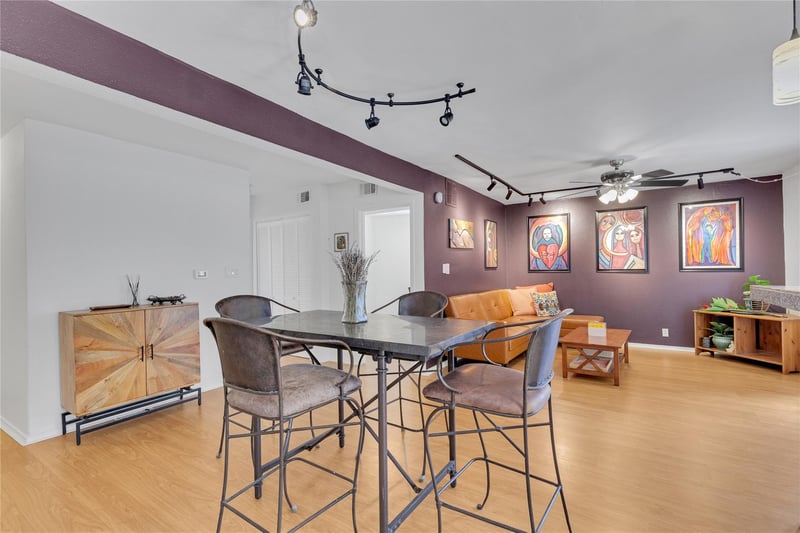 3018 1st ST #112, Austin, TX 78704