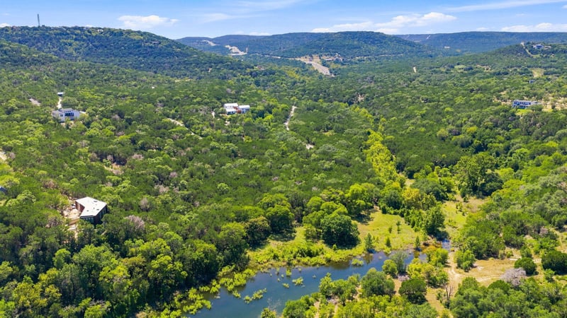 17307 E Reed Parks RD, Jonestown, TX 78645