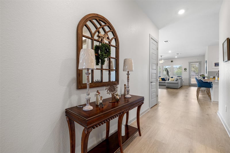 109 Rambling Rapids DR, Georgetown, TX 78628