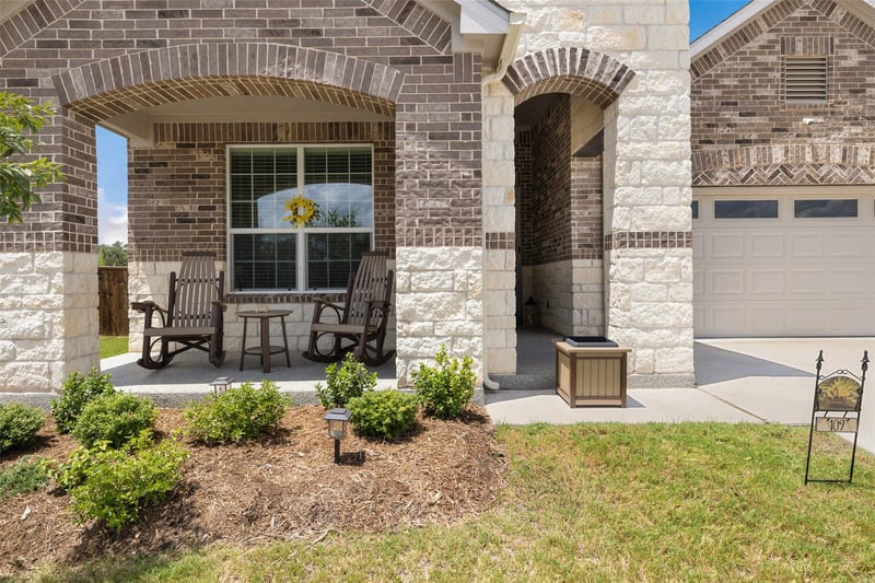109 Rambling Rapids DR, Georgetown, TX 78628