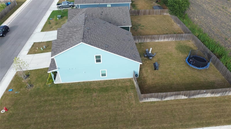 600 Clear Sky DR, Lockhart, TX 78644