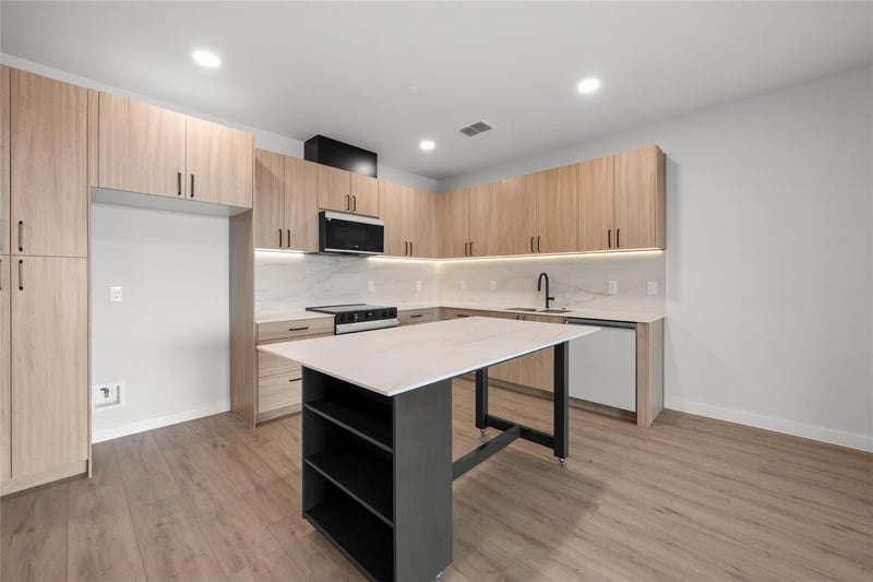 634 Central PKWY #1211, New Braunfels, TX 78130