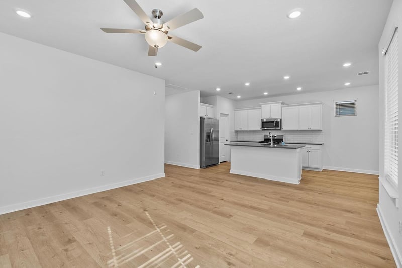 191 Weaver LN, Bastrop, TX 78602