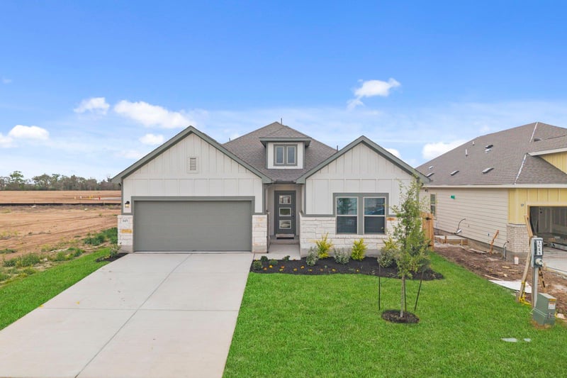 145 Ayres Horn, Cedar Creek, TX 78612