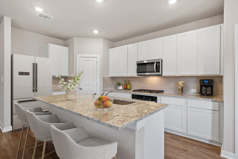 247 Red Tail Hawk LN, Cedar Creek, TX 78612